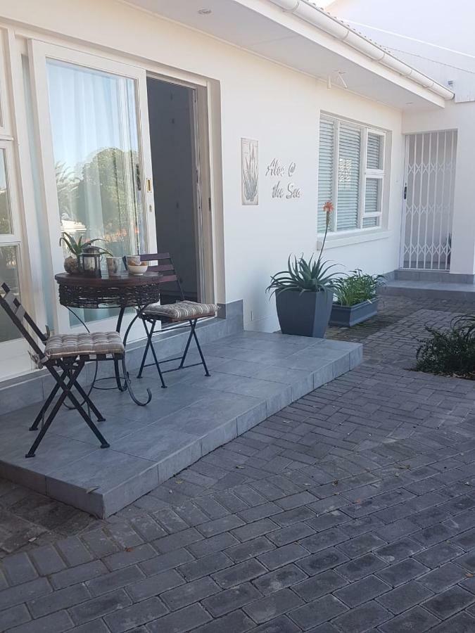 Aloe @ The Sea Apartment Mossel Bay Bagian luar foto